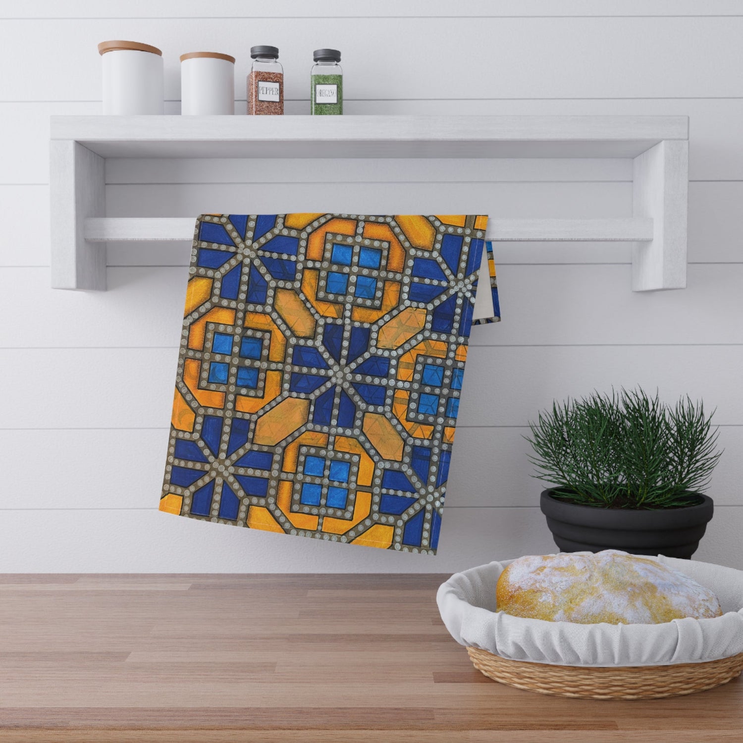 APRONS & TOWELS