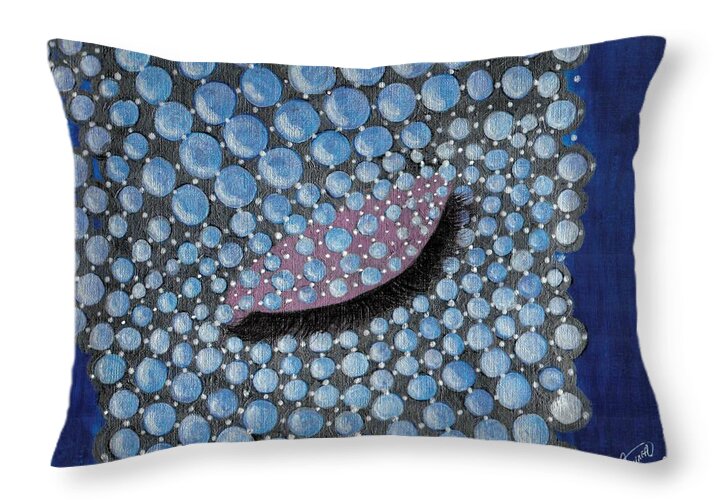 THROW PILLOWS