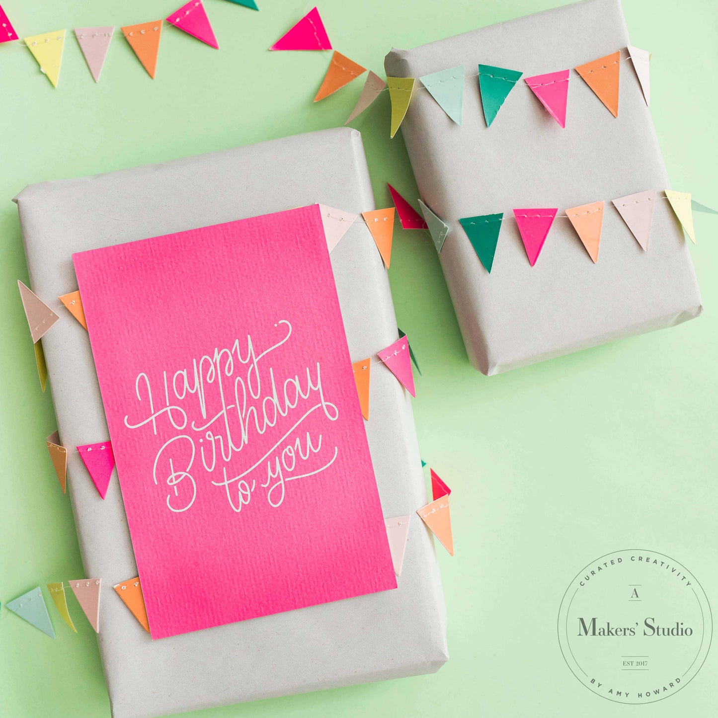 Set of 4 Folded Notecards and Envelopes 5x7