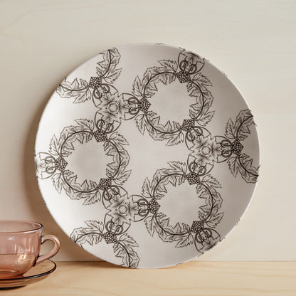 The Grape Wreaths 10" Plate