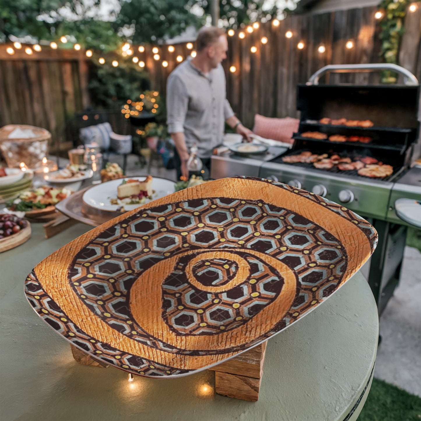 Pluto Retrograde Platter