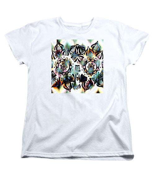 Owl Eyes II - Women's T-Shirt (Standard Fit)