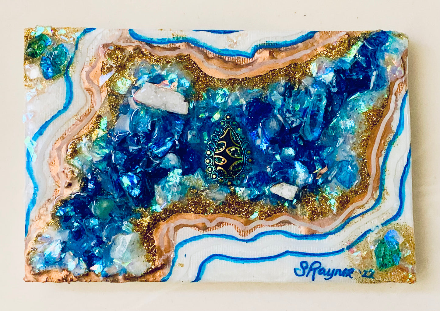 🔴SOLD🔴 Mini Geode Crystal Resin Glass with Druzy and Angel Aura Quartz Abstract Modern